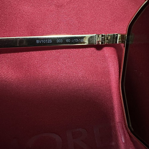 Bottega Veneta sunglasses like new, gold color