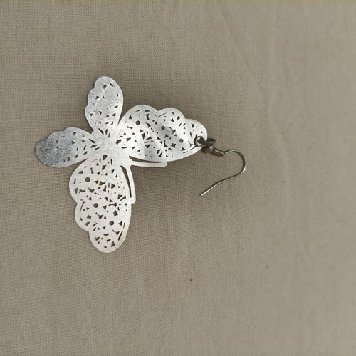 Vintage butterfly earring Y2K used, hypoallergenic metal