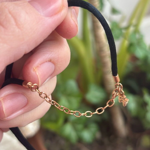 Folli Follie Heart 4 Heart Necklace Four-Leaf Heart Key like new, gold tone