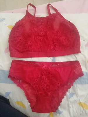 Σετ κόκκινα εσώρουχα size M σαν καινούργιο