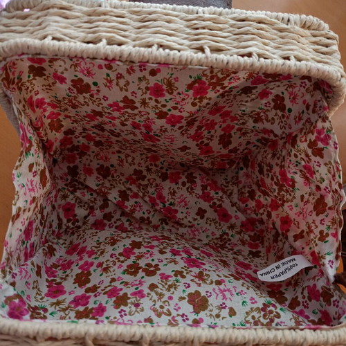 Straw small crossbody bag like new, beige and brown