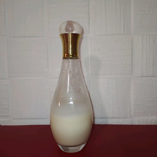 J'adore parfums Christian Dior body milk used