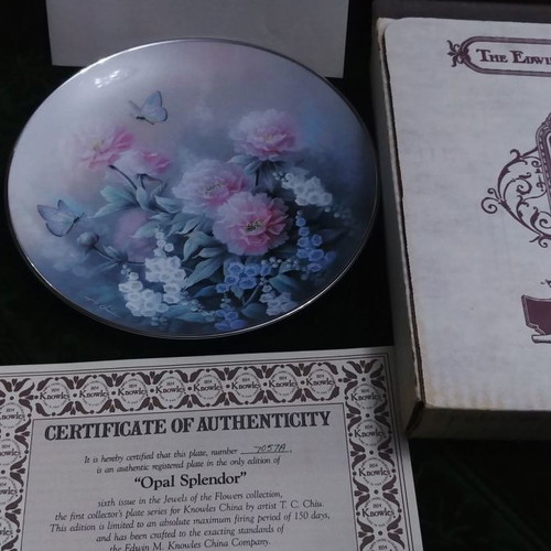 Bradex Decorative Plates 8 pcs Edwin M.Knowles "Jewels of the Flowers" new