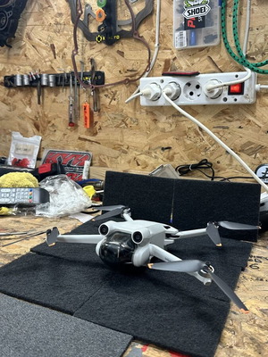 DJI Mini 3 Pro drone σαν καινούργιο με 3 μπαταρίες και φορτιστή