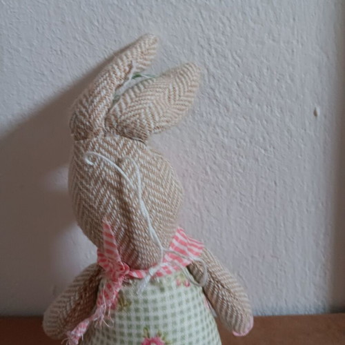 Plush bunny like new, small for keychain