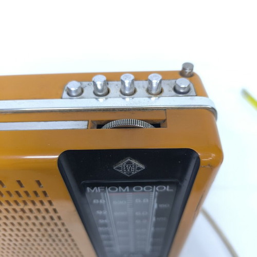 Telefunken F105 vintage radio used