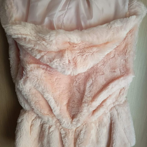 Be You women's pink soft fur vest like new size M/L