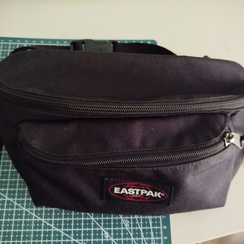 Eastpak Doggy Waist-Sling bag new, black, 3L capacity
