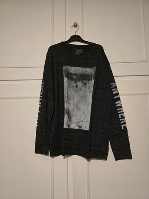 Pull & Bear men's shirt used, gray, size L
