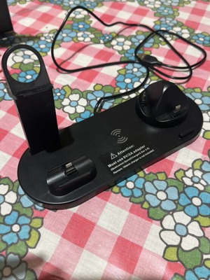 Wireless charger new for watches and phones, all models