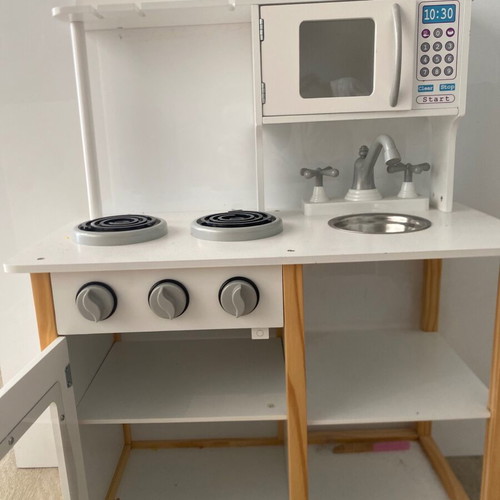 Ecotoys Wooden Play Kitchen like new, 85 cm