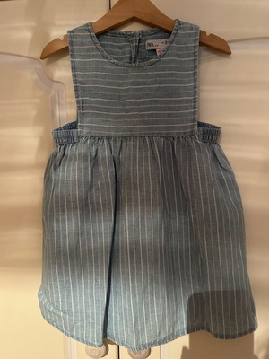 Zara denim dress like new, size 3-4 years, blue