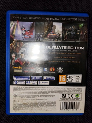 Injustice: Gods Among Us Ultimate Edition για PS Vita σαν καινούργιο