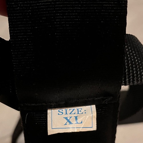 Dog Car Safety Harness XL with Free Metal Seatbelt Clip, new