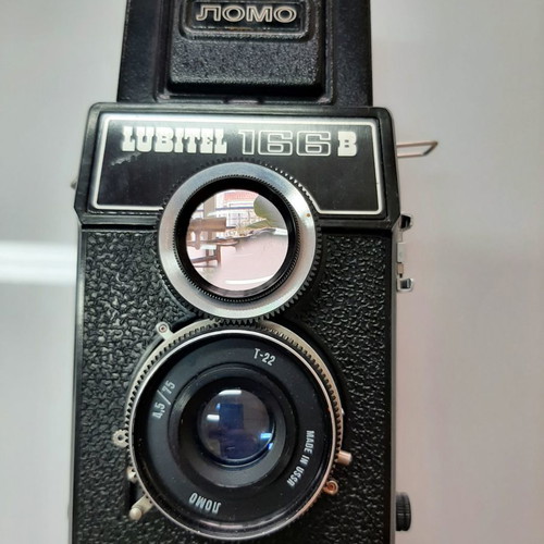Vintage Lubitel 166B Lomo camera used with T-22 4.5/75 lens