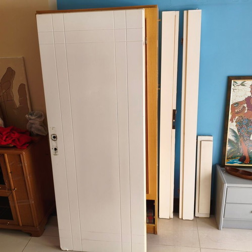 Bathroom interior door 192x80 right used, complete with frame