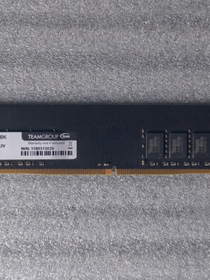 TeamGroup 8GB RAM DDR4 2400 like new for Desktop