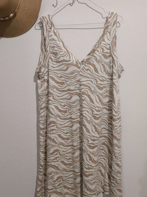 Airy dress like new, white and beige, one size