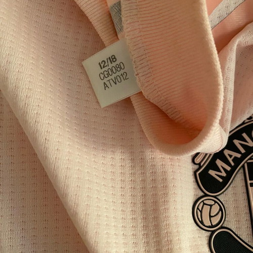 Manchester United 2018/19 Player Version jersey like new, size M