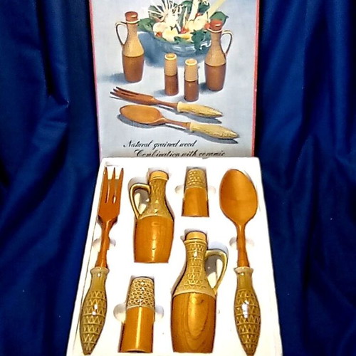 Vintage Japanese Continental Table Set new, wood and ceramic