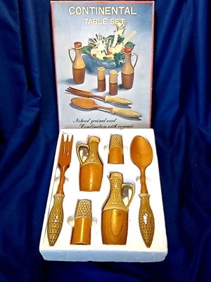 Vintage Japanese Continental Table Set new, wood and ceramic