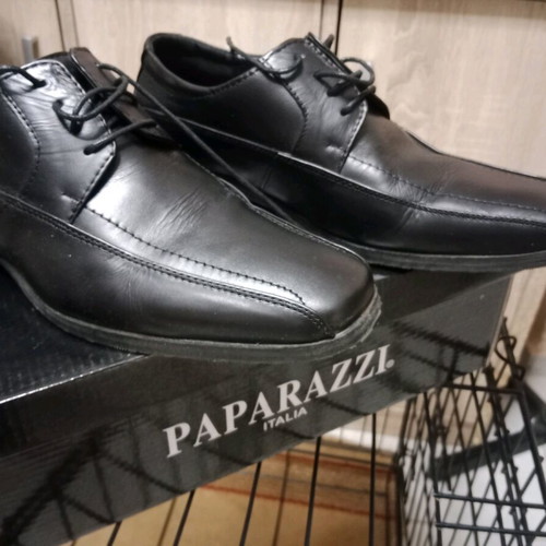 Leather men's shoes scarponia size 42 like new, black