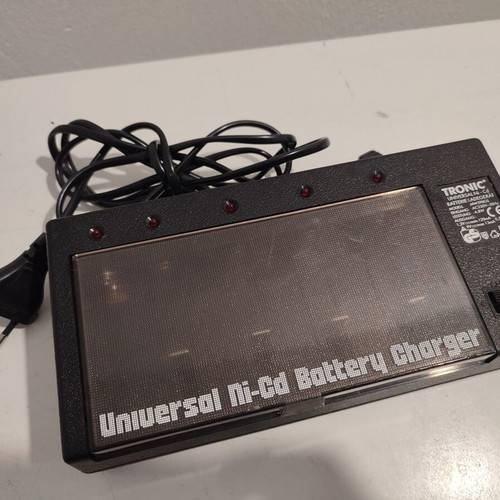Ni-cd battery charger Tronic used, model Mw398gs