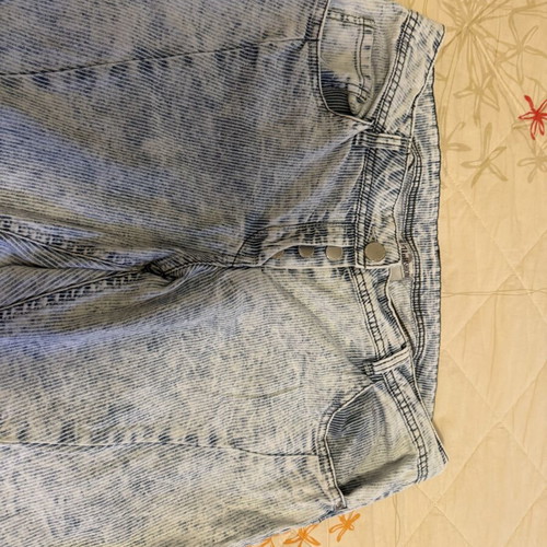 Women's acid wash jeans with button closure used, size XXL