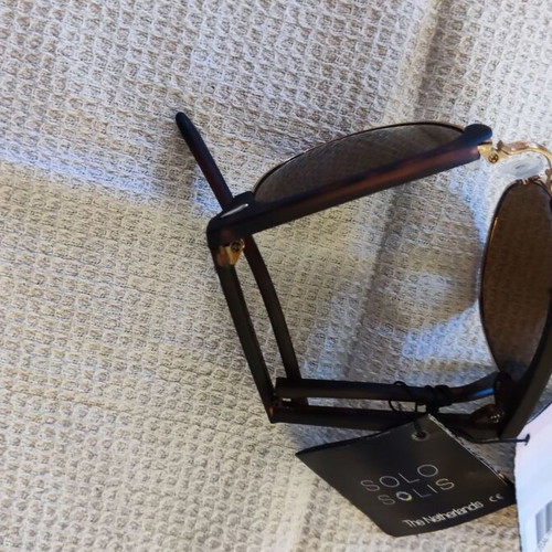 Solo-Solis NDL1451 sunglasses new, gold finish, brown lenses