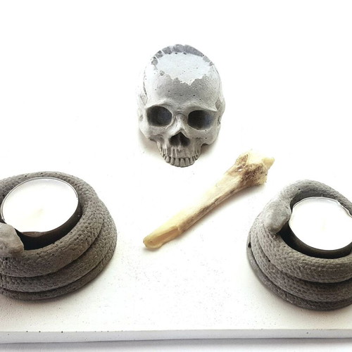 Handmade concrete skull decoration, gothic style