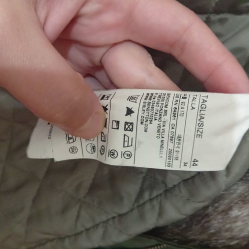 Benetton women's parka jacket like new, khaki with hood and lining