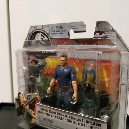 Owen Jurassic World figure new