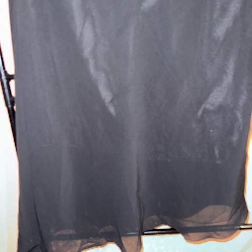 Black skirt with elastic waistband like new