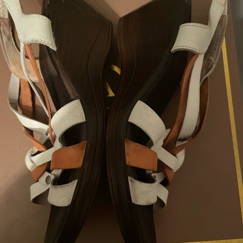 Leather sandals used no.37 white and orange