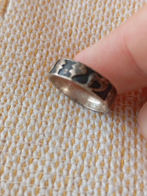 Ring used with perimeter design