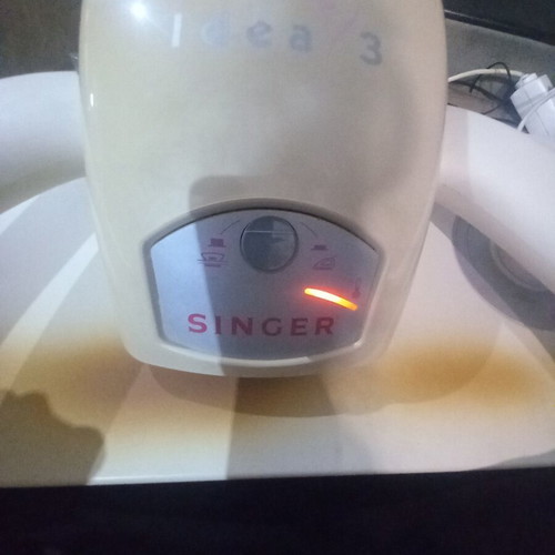 Singer ironing press used, excellent condition