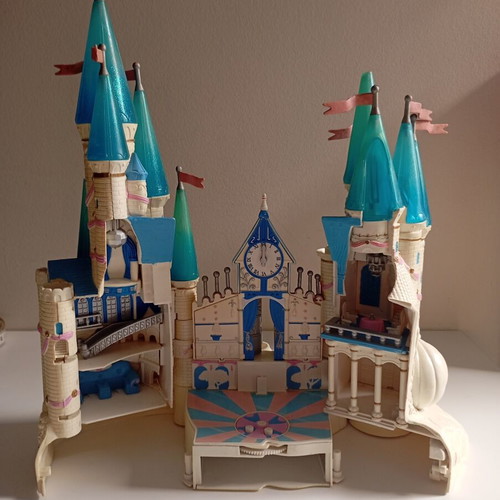 Trendmast Polly Pocket Cinderella castle vintage, lights not working, worn