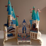 Trendmast Polly Pocket Cinderella castle vintage, lights not working, worn
