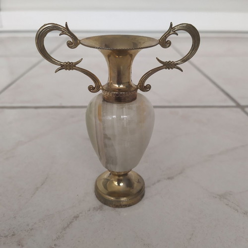 Decorative amphora from brass and onyx like new, 11 cm height