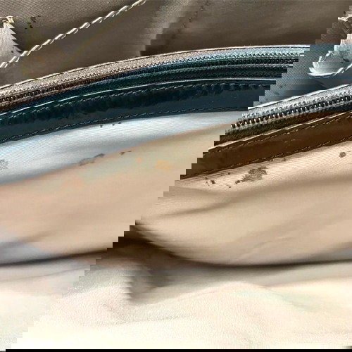 Burberry Nova Check чанта за рамо употребявана, черна и бежова