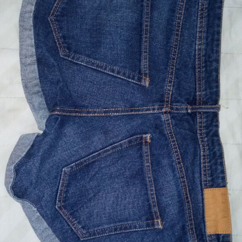 H&M women's skinny low waist shorts size 38 like new blue