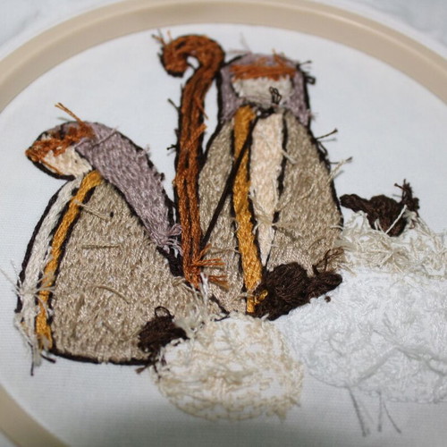 Shepherds with 3D embroidered lambs, 15cm, new