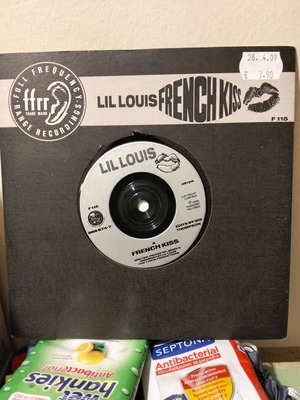 Lil Louis French Kiss 7 inch single