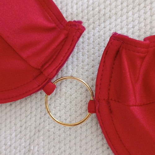 Red bikini top with underwire like new, size S