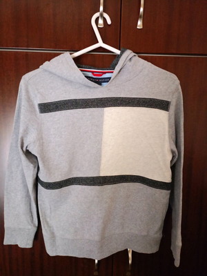 Tommy Hilfiger hoodie