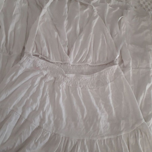 Box Now White Dress Long Triangle Halter Neck, New, Heavy Elastic Fabric