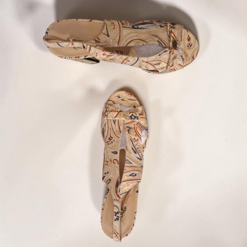 Goveci leather sandals size 39 with gift bag