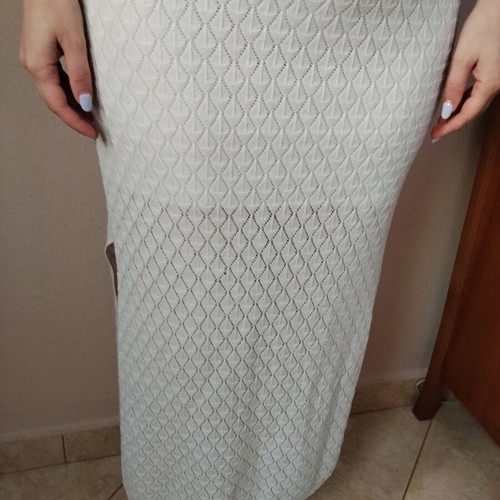 Stradivarius white knitted maxi dress with side slit, like new