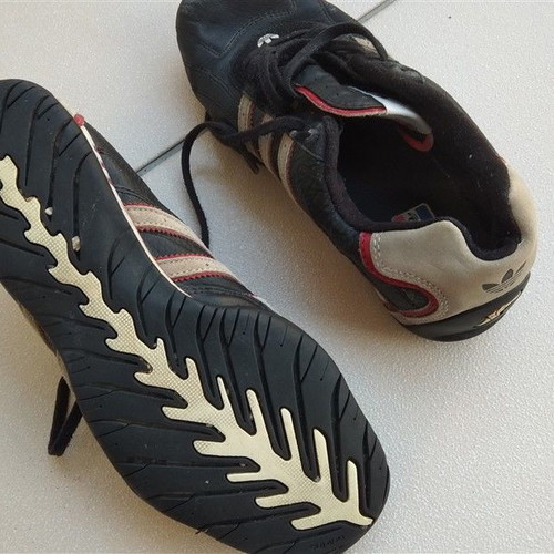 Παπούτσια Adidas GOOD YEAR μεταχειρισμένα, μαύρα, Νο 37