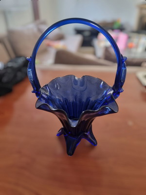 Blue vintage χειροποίητο καλαθάκι από γυαλί σαν καινούργιο